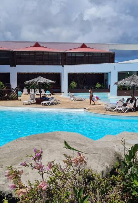Agreable Studio Au Bord De Mer. سانت فرانسوا المظهر الخارجي الصورة